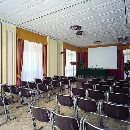 Szálloda Bisesti ***s 3*